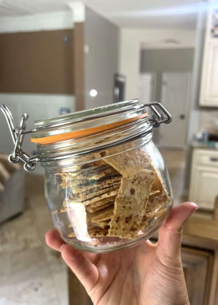 Sourdough Discard Cheesoning Crackers