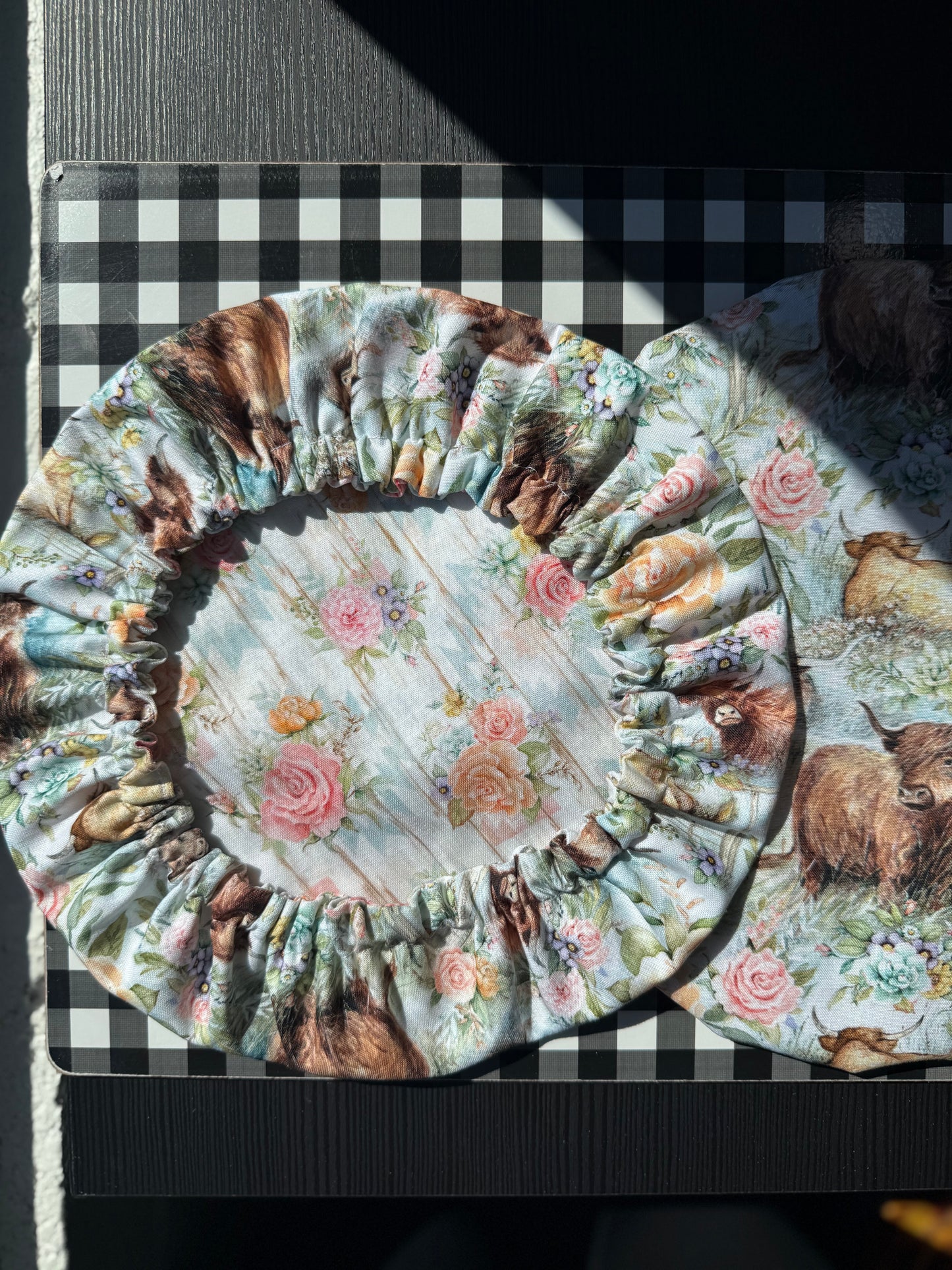 Reversible Cotton Bowl Cover -Hyland Cows & Roses