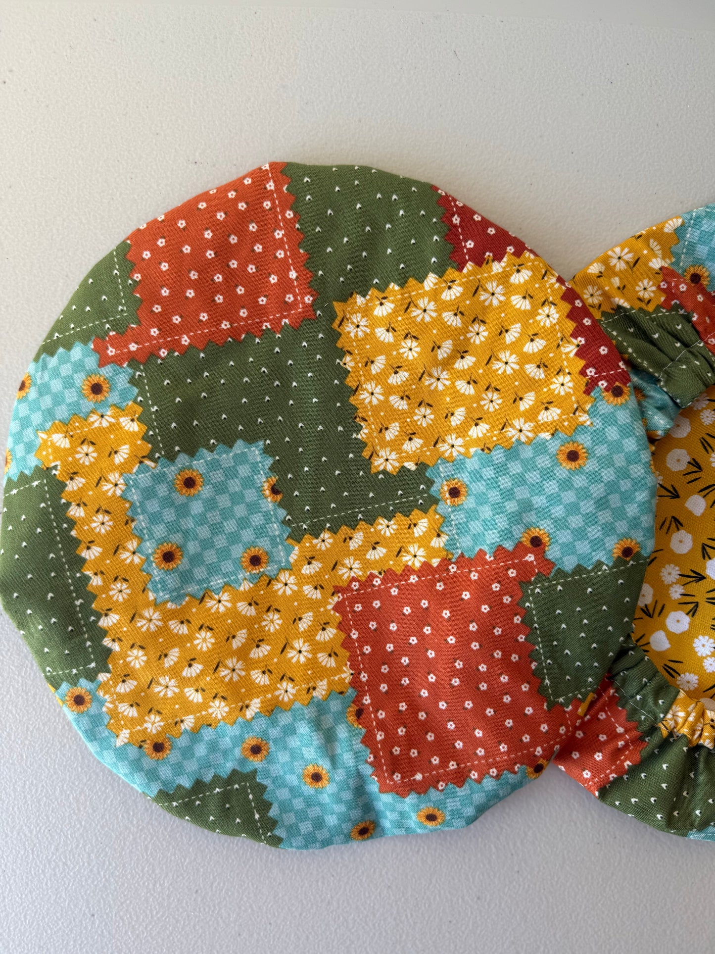 Reversible Cotton Bowl Cover – Autumn Patchwork