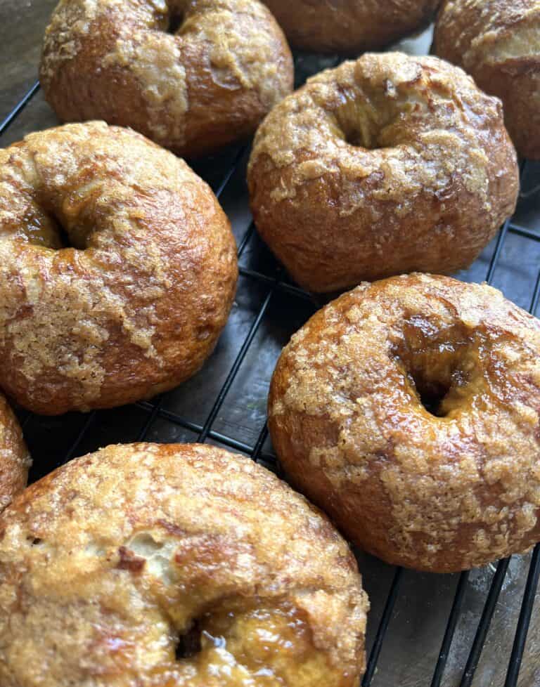 Banana Bread Cinnamon Crunch Bagels