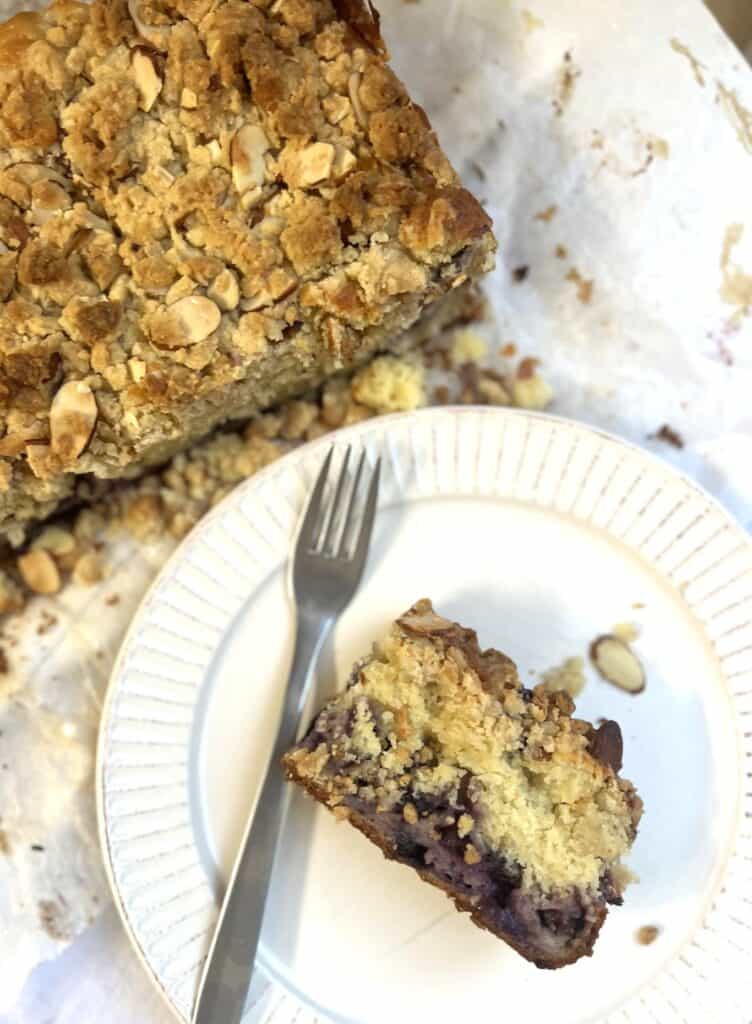 Blueberry Crumble Cake