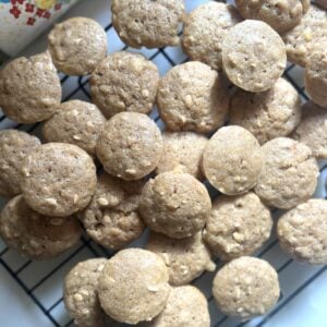 Banana Oat Mini Muffins