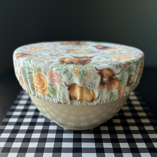 Reversible Cotton Bowl Cover -Hyland Cows & Roses