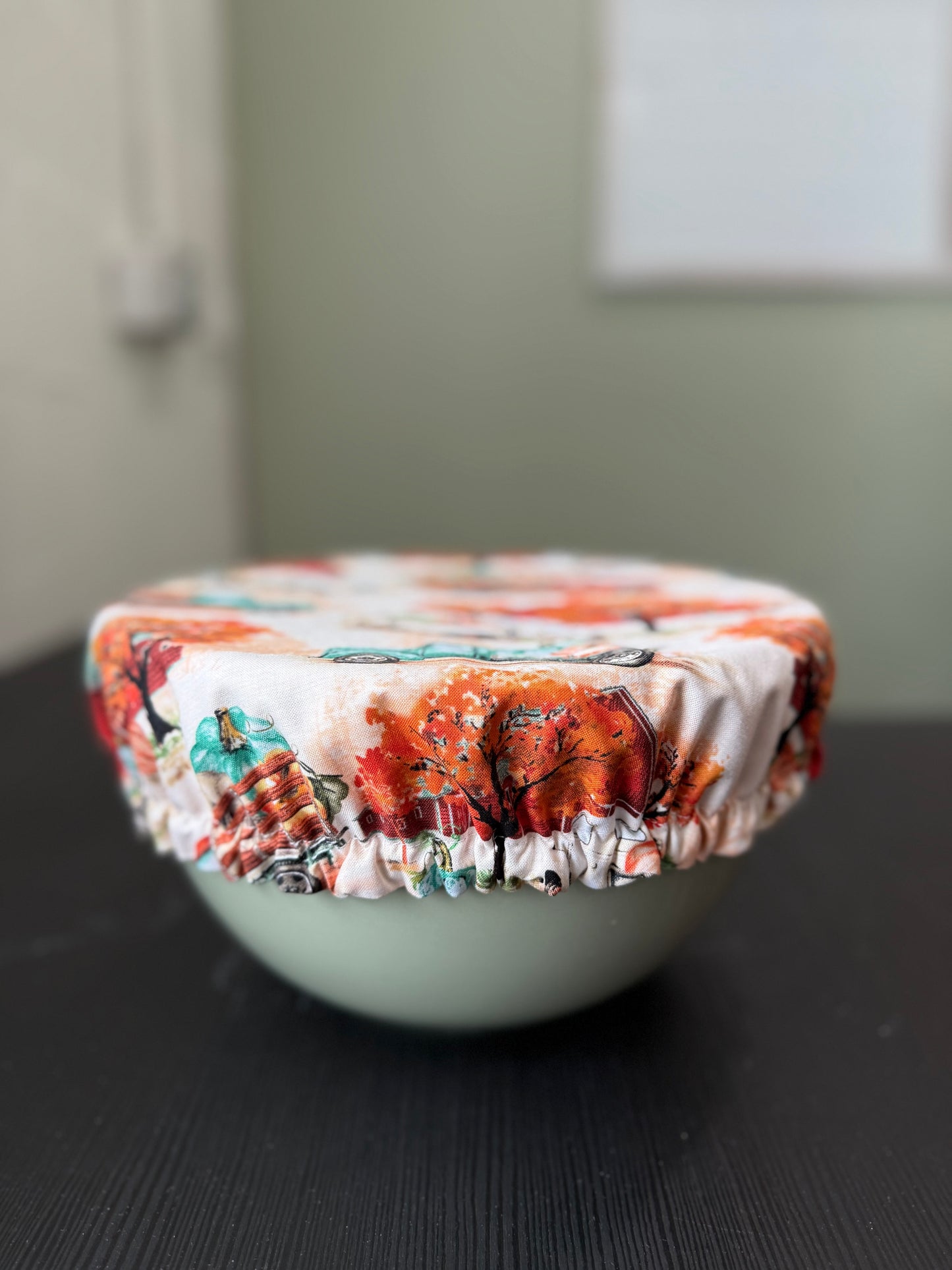 Reversible Cotton Bowl Cover - Vintage Harvest Truck