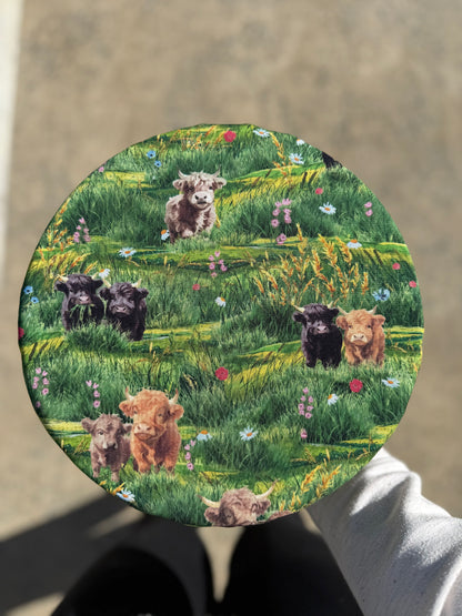 Highland Hooves Meadow Reversible Bowl Cover