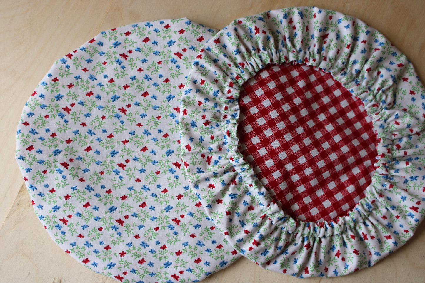 Simple Americana Picnic Bowl Cover – Butterflies & Gingham