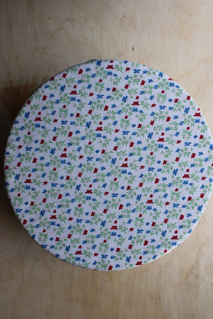 Simple Americana Picnic Bowl Cover – Butterflies & Gingham