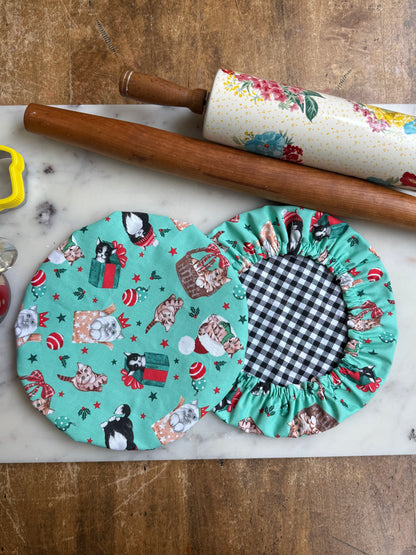 Meowy Christmas Reversible Bowl Cover