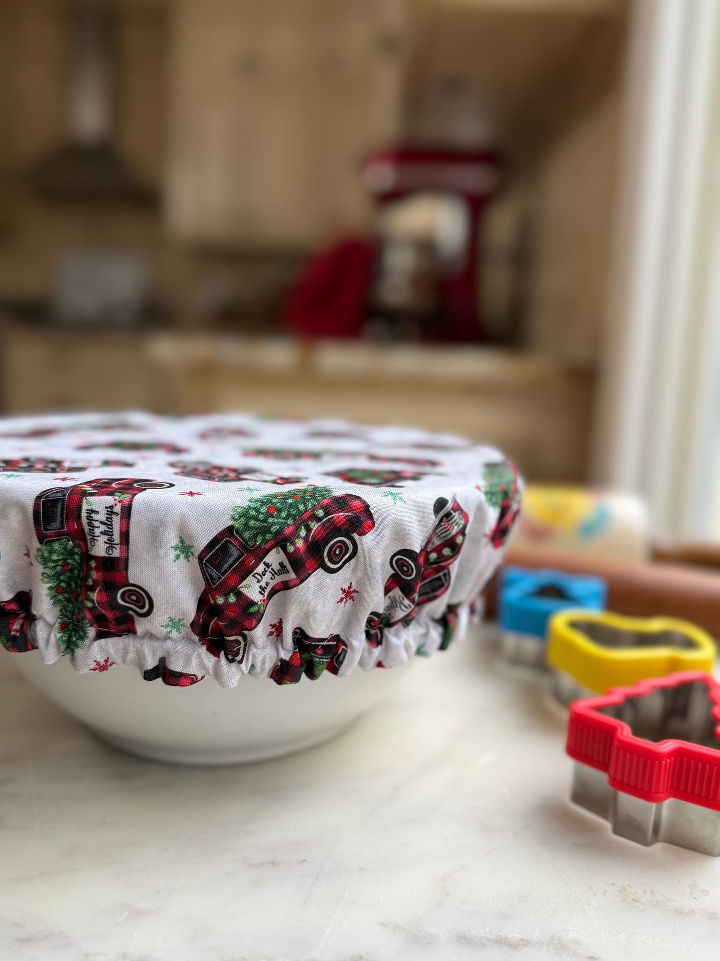 Vintage Christmas Trucks & Gingham Reversible Bowl Cover