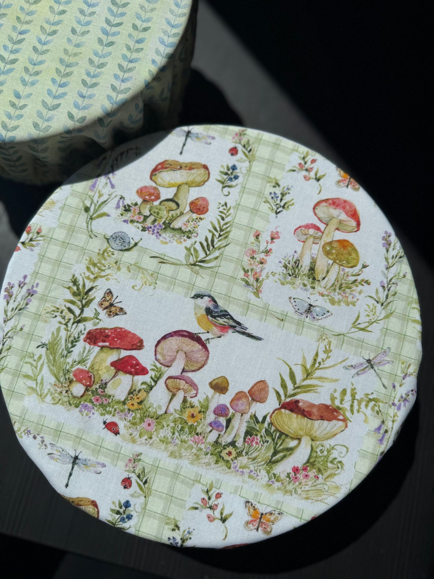 Fresh Picked Mushroom Reversible Bowl Cover