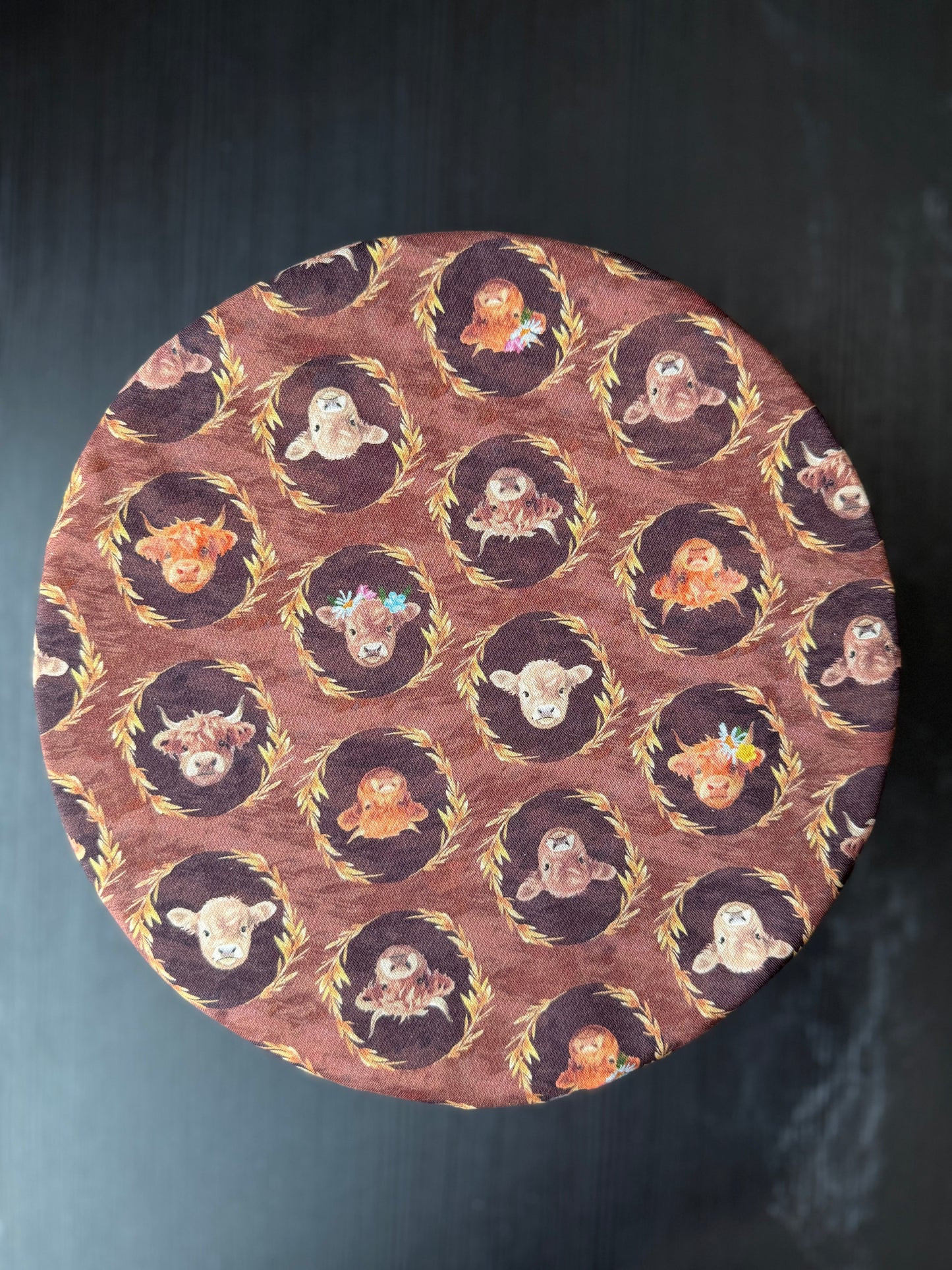 Highland Cow Bowl Cover – Highland Hooves Collection