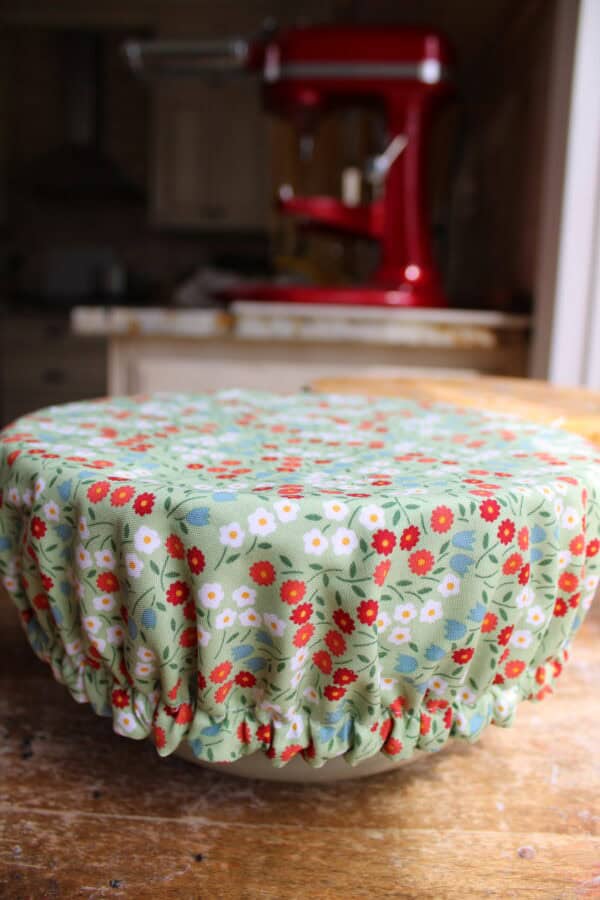 BOWL Cover-Sage Green with Spring Flowers🌺🌻